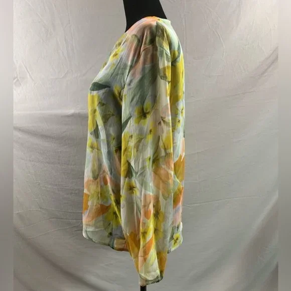 Gold Shimmer Floral Chiffon Blouse - Picture 8 of 9